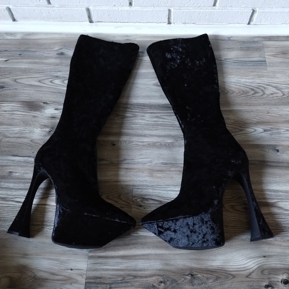 Jeffrey Campbell Shego Black Crushed Velvet Knee High Platform Boots size 6 - Picture 2 of 8